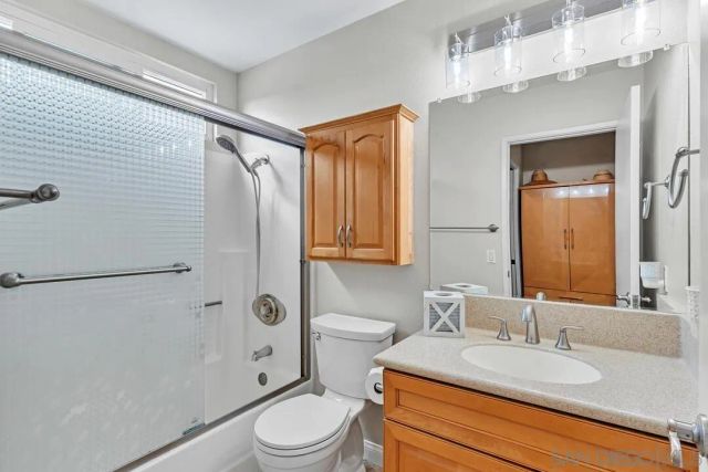 9219 Via De Amor, Santee, CA 92071