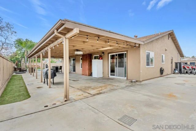 9219 Via De Amor, Santee, CA 92071