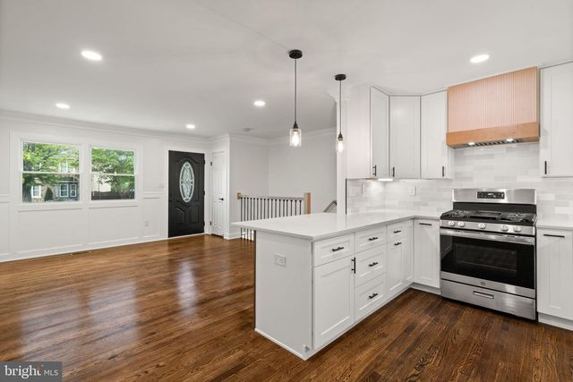 3551 FORESTDALE AVE, Woodbridge, VA 22193