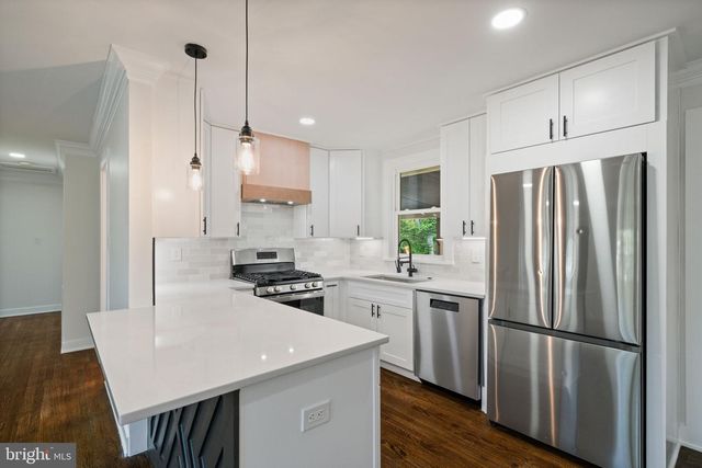 3551 FORESTDALE AVE, Woodbridge, VA 22193