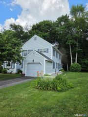 193 Deer Run Trail, Manchester, CT 06042