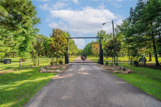 370 Bass Creek Trail, Mt Pleasant, TX 75455