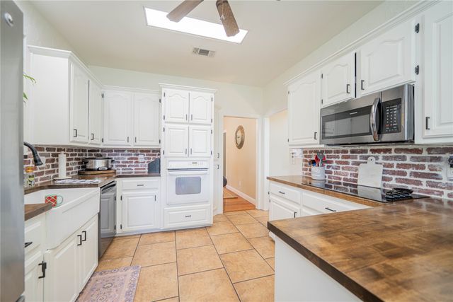 370 Bass Creek Trail, Mt Pleasant, TX 75455