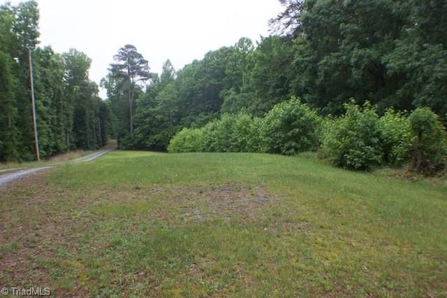 232 Chateau Forest Drive, Clemmons, NC 27012