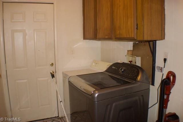 232 Chateau Forest Drive, Clemmons, NC 27012