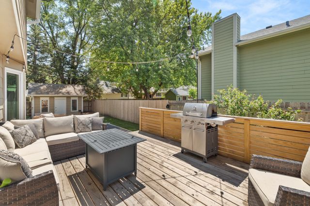 4312 46th Street, Des Moines, IA 50310