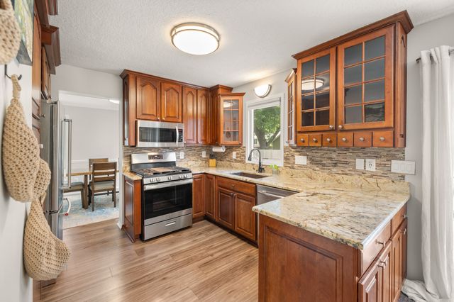 4312 46th Street, Des Moines, IA 50310