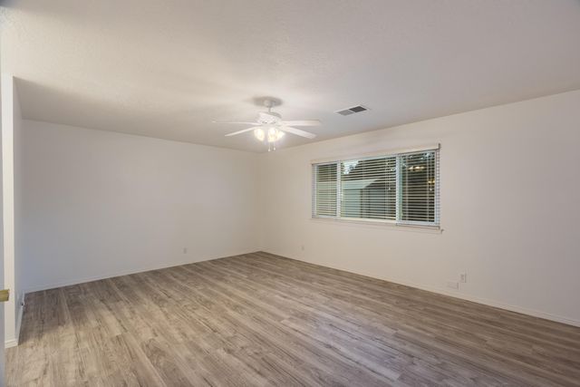 9601 ACADEMY HILLS Drive NE, Albuquerque, NM 87111