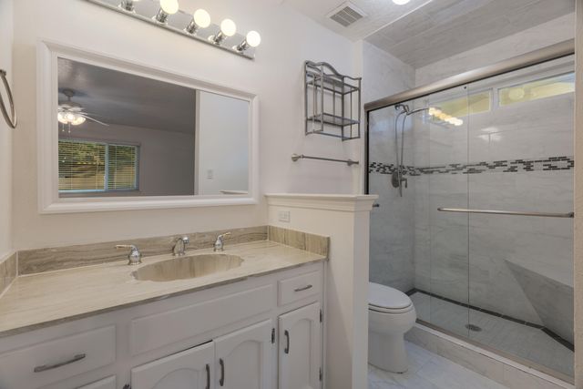 9601 ACADEMY HILLS Drive NE, Albuquerque, NM 87111