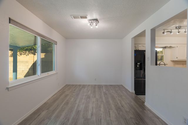 9601 ACADEMY HILLS Drive NE, Albuquerque, NM 87111