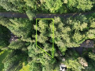 24829 SE Mirrormont Boulevard, Issaquah, WA 98027