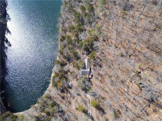 11 County Road 1089, Eureka Springs, AR 72632