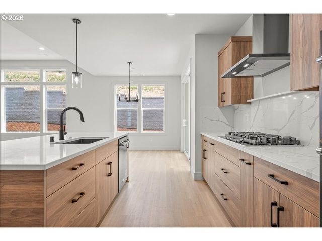 16705 Ne 38TH Ave, Vancouver, WA 98686