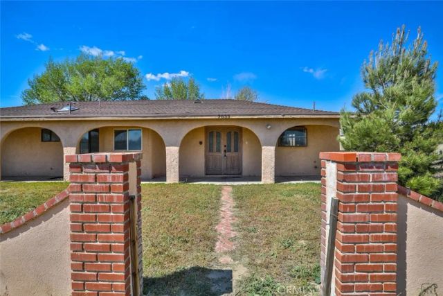 7033 W Avenue A2, Lancaster, CA 93536