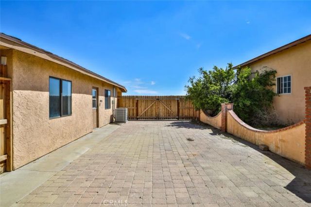 7033 W Avenue A2, Lancaster, CA 93536