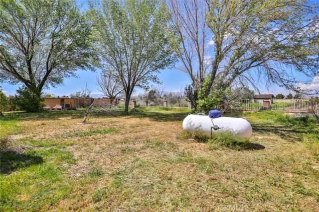 7033 W Avenue A2, Lancaster, CA 93536
