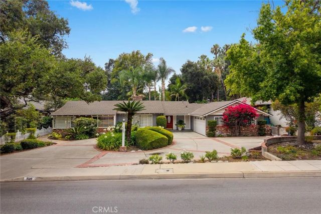 1529 Highland Oaks, Arcadia, CA 91006