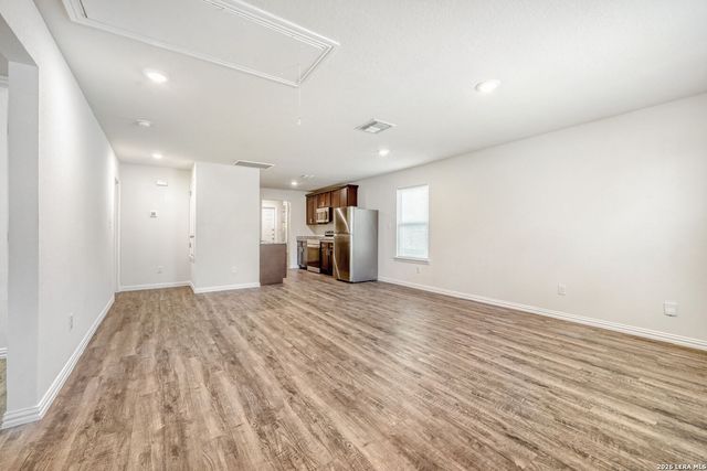 528 New Braunfels, Seguin, TX 78155