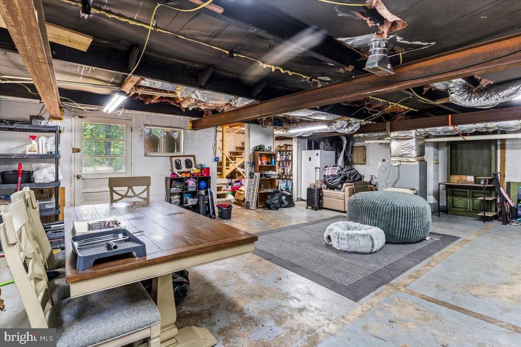 Image 31 of property listing at 4249 CHESTNUT RIDGE RD, Grantsville, MD 21536