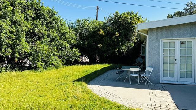 18237 Clark Street, Tarzana, CA 91356