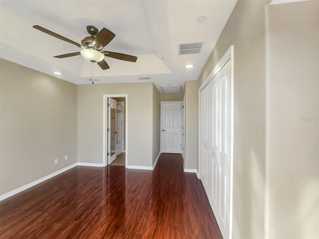 8716 SPRUCE HILLS COURT, Lakewood Ranch, FL 34202