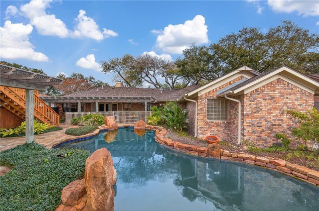 209 Jackson Pl, Corpus Christi, TX 78411