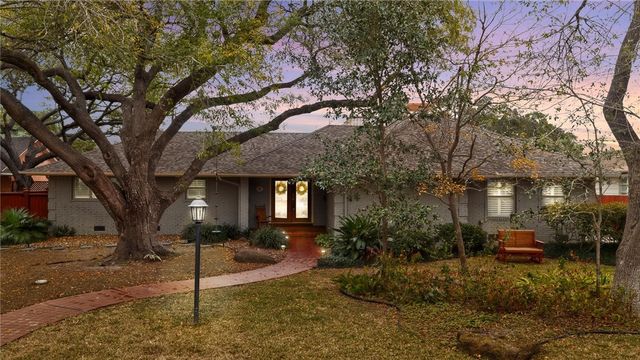 209 Jackson Pl, Corpus Christi, TX 78411