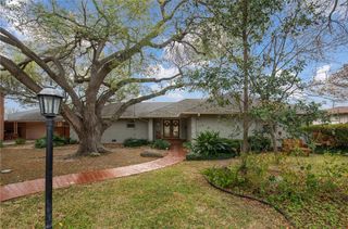 209 Jackson Pl, Corpus Christi, TX 78411