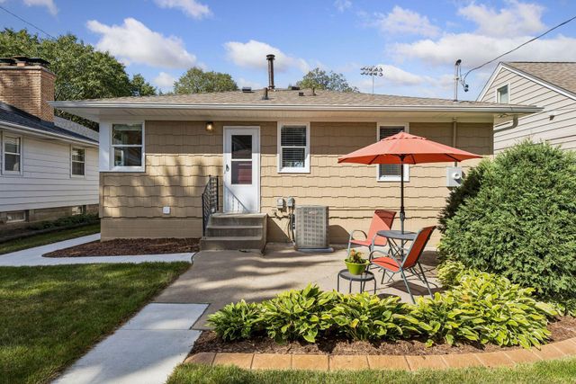 4817 Zenith Avenue S, Minneapolis, MN 55410