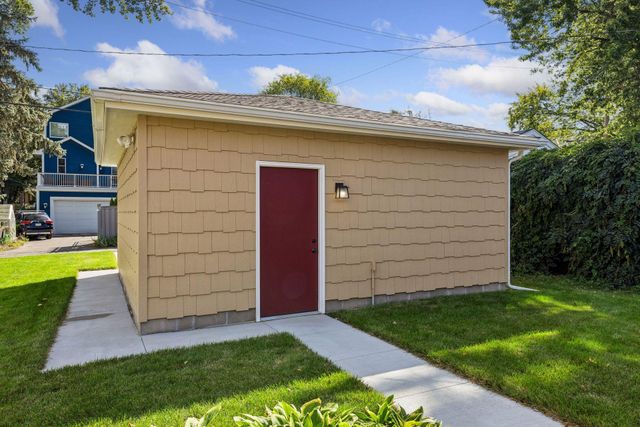 4817 Zenith Avenue S, Minneapolis, MN 55410