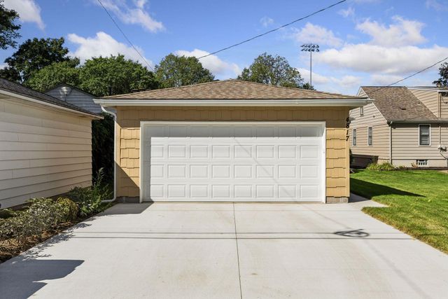 4817 Zenith Avenue S, Minneapolis, MN 55410