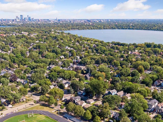 4817 Zenith Avenue S, Minneapolis, MN 55410