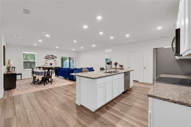 8266 E 98th Avenue, Vero Beach, FL 32967