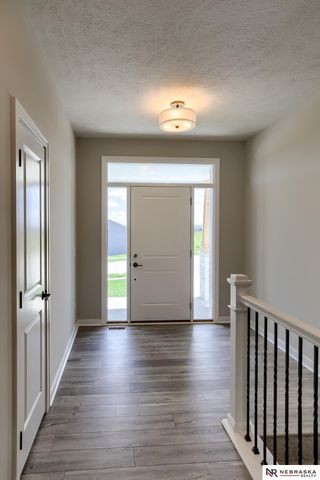 13061 S 42nd Avenue, Bellevue, NE 68123