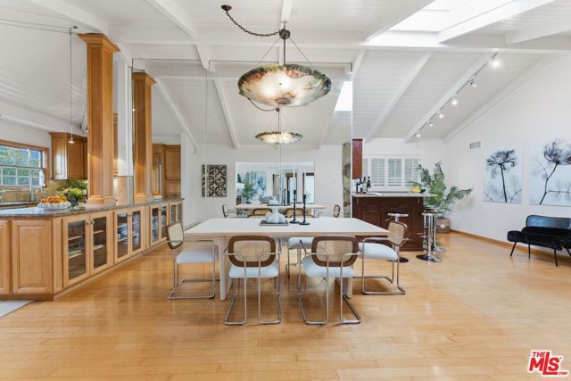 6304 W 79th Street, Los Angeles, CA 90045