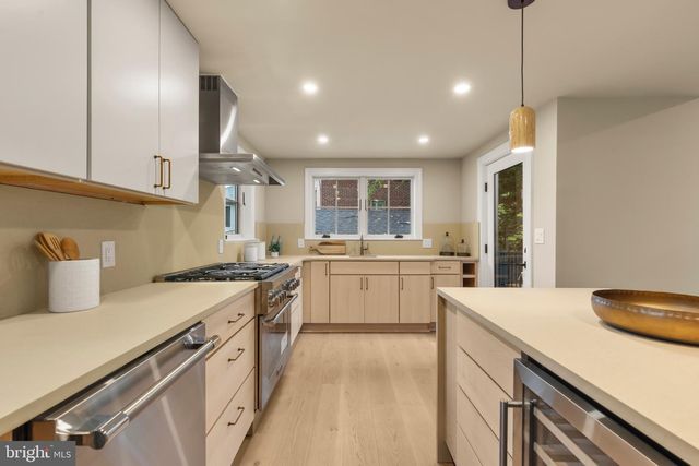 6201 UTAH AVE NW, Washington, DC 20015