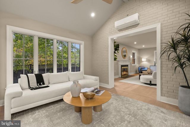 6201 UTAH AVE NW, Washington, DC 20015