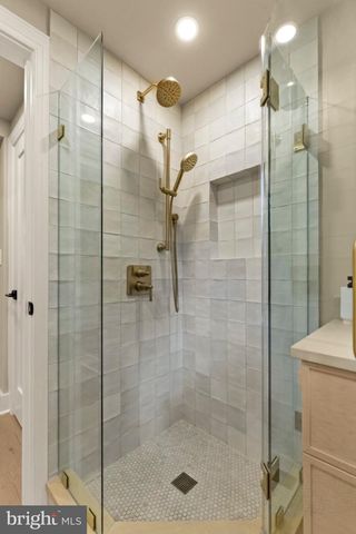 6201 UTAH AVE NW, Washington, DC 20015
