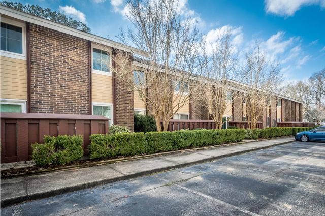 753 Ashdale Unit 3-A, Charleston, SC 29407