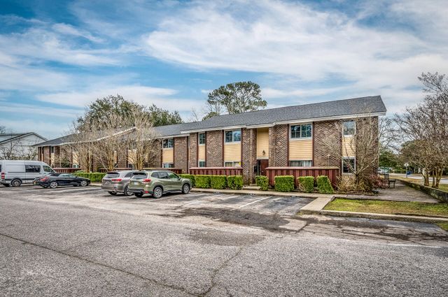 753 Ashdale Unit 3-A, Charleston, SC 29407
