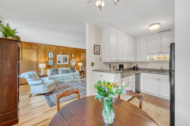 753 Ashdale Unit 3-A, Charleston, SC 29407