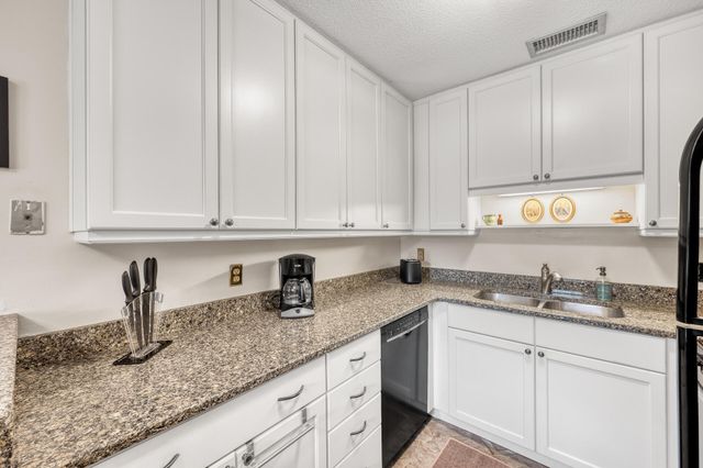 753 Ashdale Unit 3-A, Charleston, SC 29407