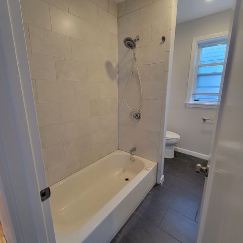 66 Barnes 3, Boston, MA 02128