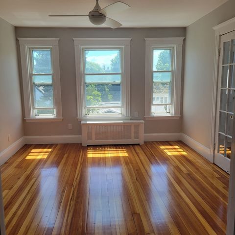 66 Barnes 3, Boston, MA 02128