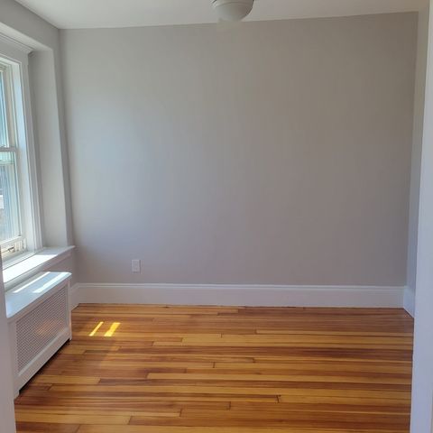 66 Barnes 3, Boston, MA 02128