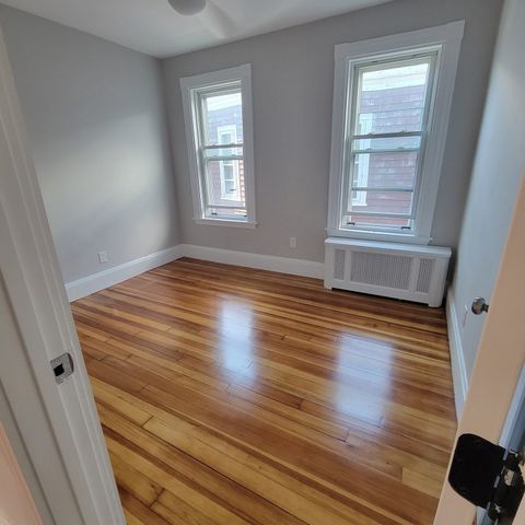 66 Barnes 3, Boston, MA 02128