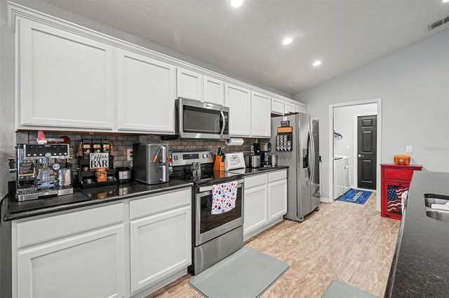 2061 NIGHTHAWK DRIVE, Haines City, FL 33844