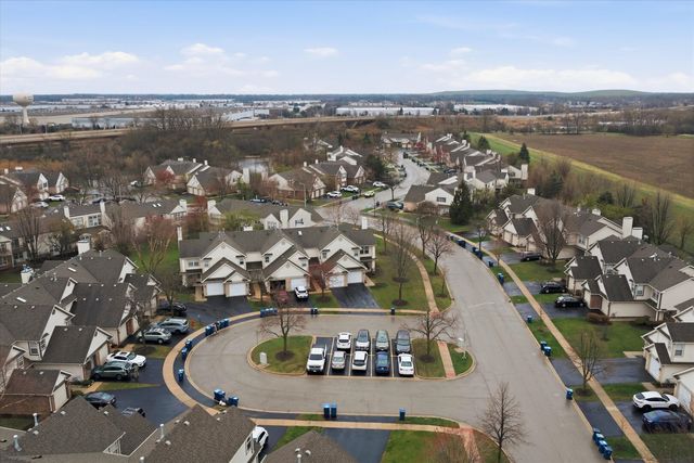 1939 Grove Avenue, Schaumburg, IL 60193