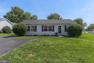 112 LYNMAR AVE, Palmyra, PA 17078