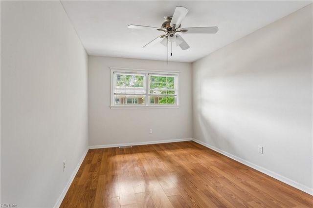 14569 Old Courthouse Way Unit B, Newport News, VA 23608